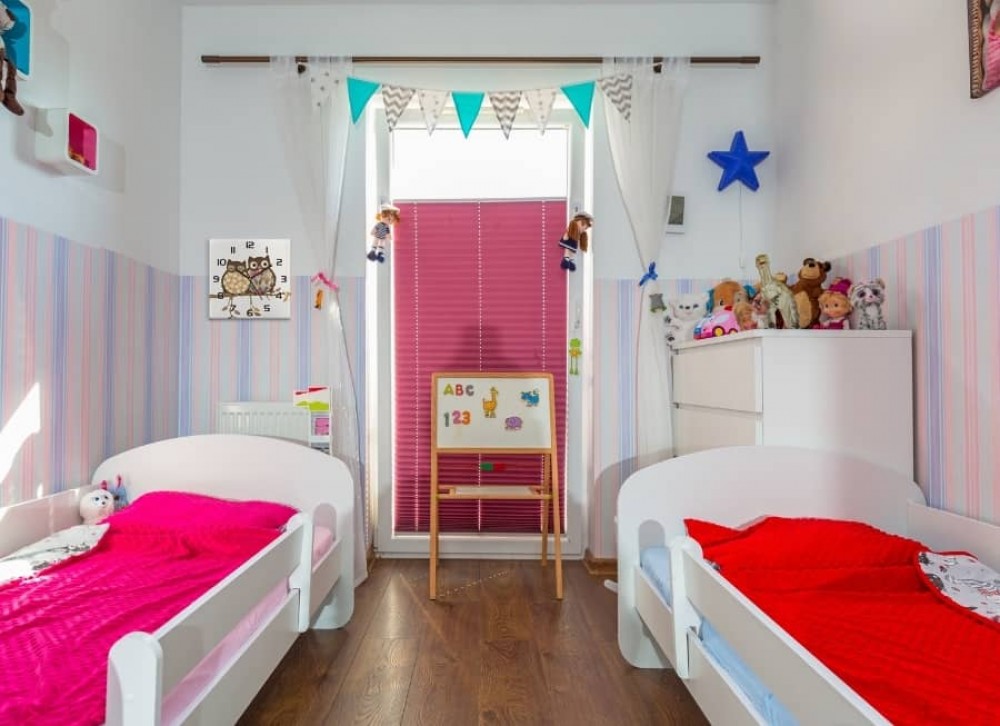 come organizzare una piccola stanza per due bambini