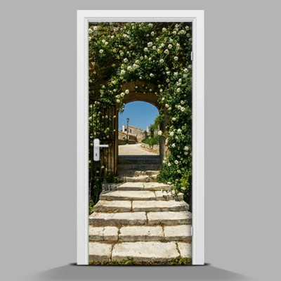 Come ingrandire i vostri interni, ad esempio la carta da parati fotografica per le porte dei corridoi